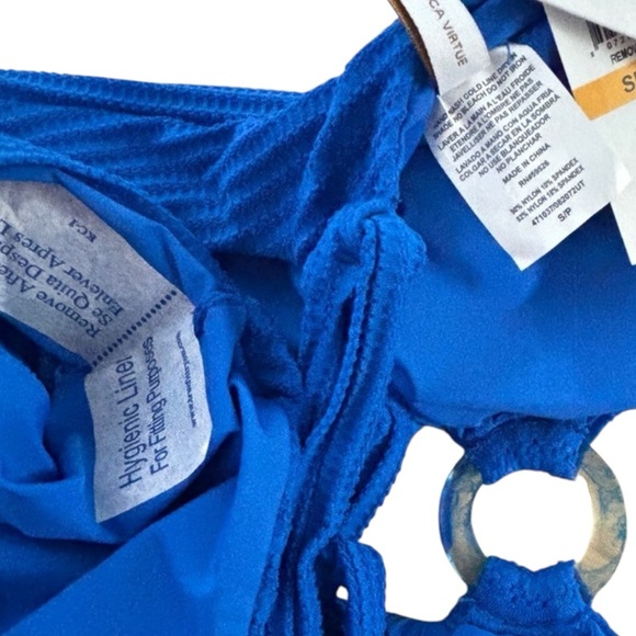 BECCA Lainey Line in the Sand One-Piece Swimsuit New With Tags - Picture 6 of 12